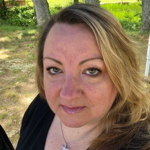 Meet your Posher, Christine